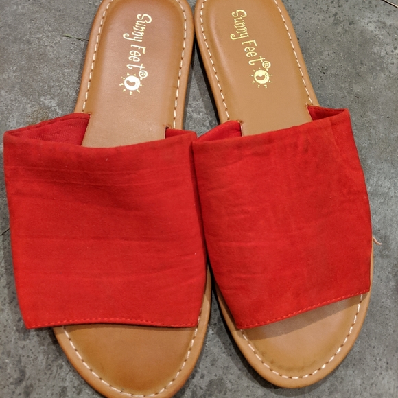 Sunny Feet Sandals - Picture 1 of 2